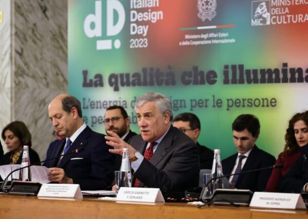 Il ministro Tajani presenta l’IDD 2023: una vetrina dell’Italia che innova, crea e inventa