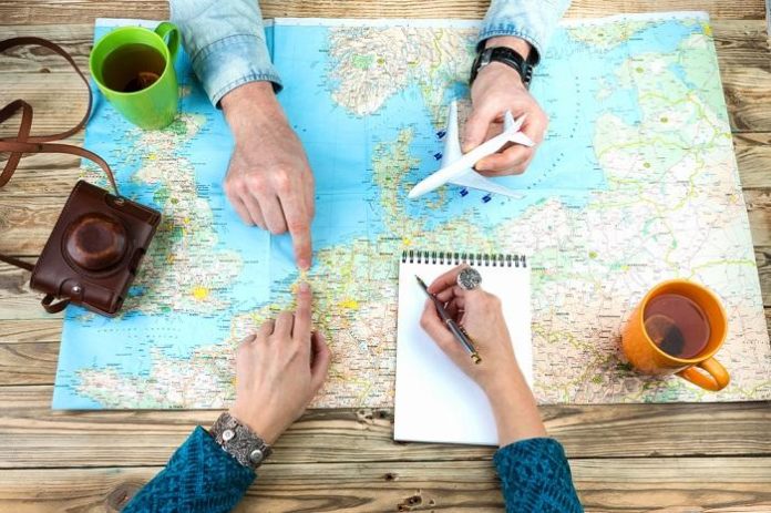 cartina-giovani-che-organizzano-viaggio